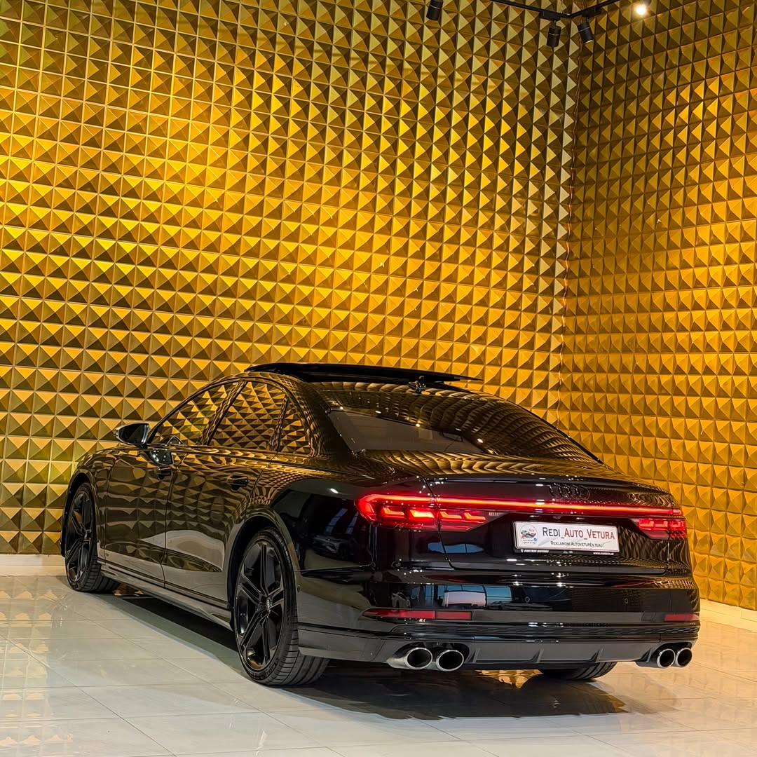 nocarcontext's tweet image. Audi S8 🖤🖤