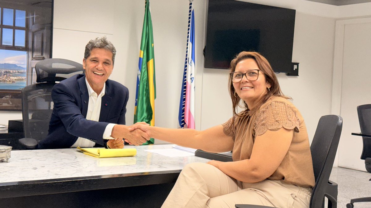 Convidei a assistente social e servidora pública Fernanda Mota Gonçallo para ser a secretária de Trabalho, Assistência e Desenvolvimento Social e dar prosseguimento ao qualificado trabalho da secretária Cyntia Grillo, a quem agradeço o empenho e desejo sucesso na caminhada.