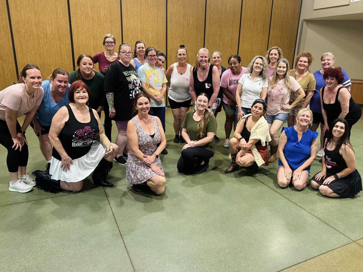 Boot Boogie Babes tweet media