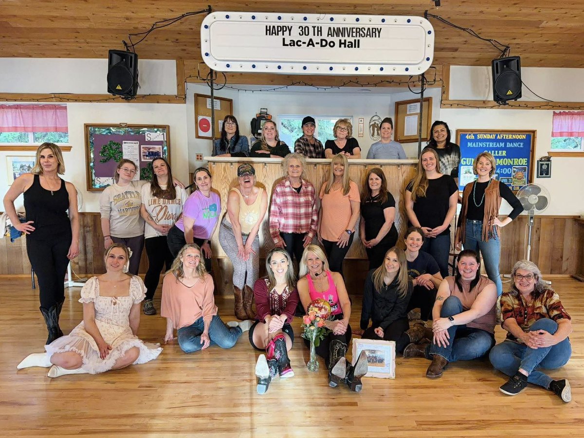 Boot Boogie Babes tweet media