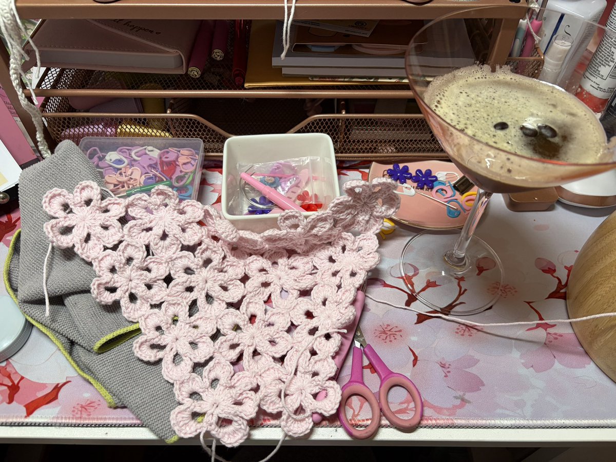 Side-Eye Pinkie Pie Read Project 2025 - Did You? tweet media