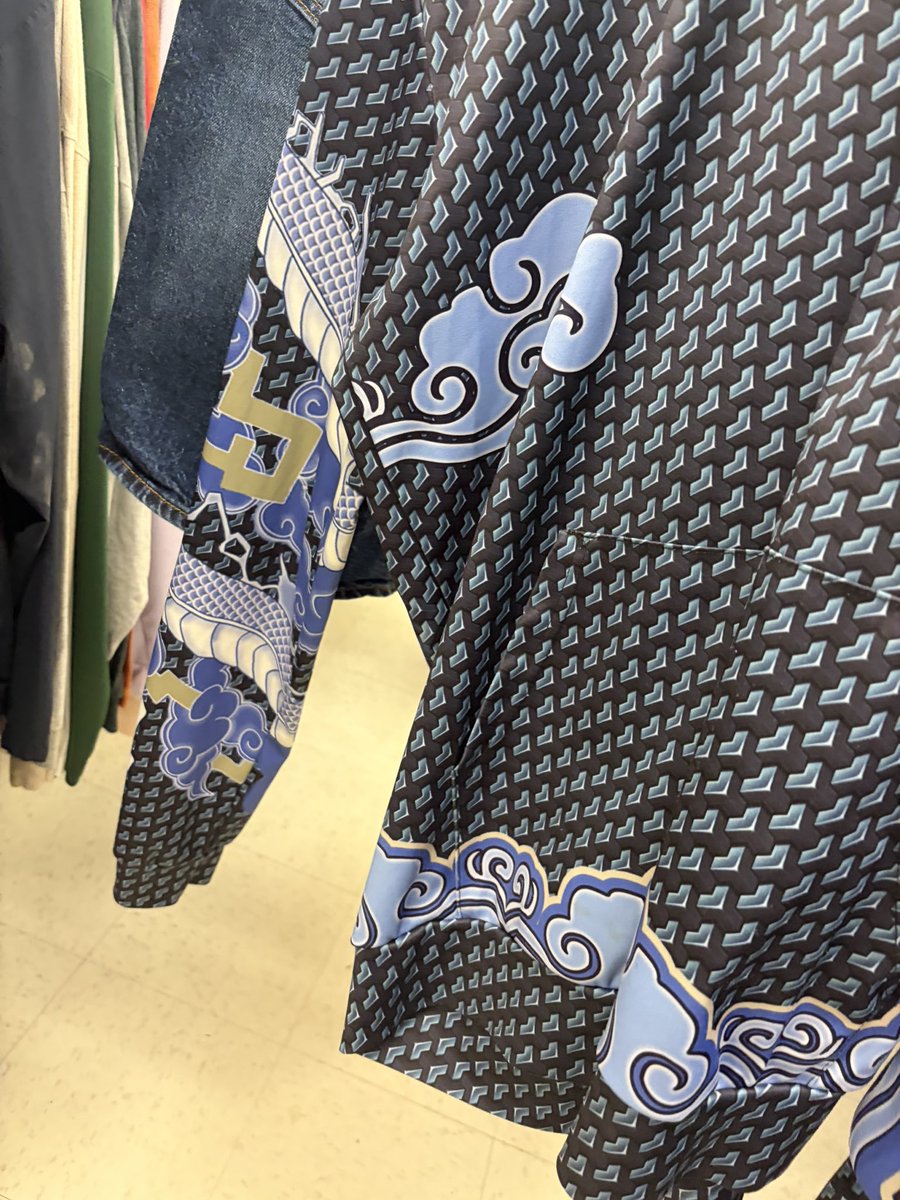 cent⁴⁷ tweet media