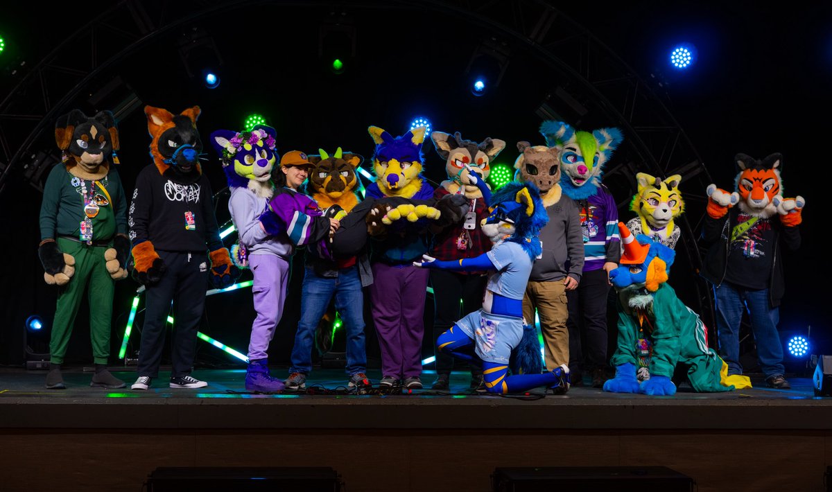 Fox and Hound tweet media