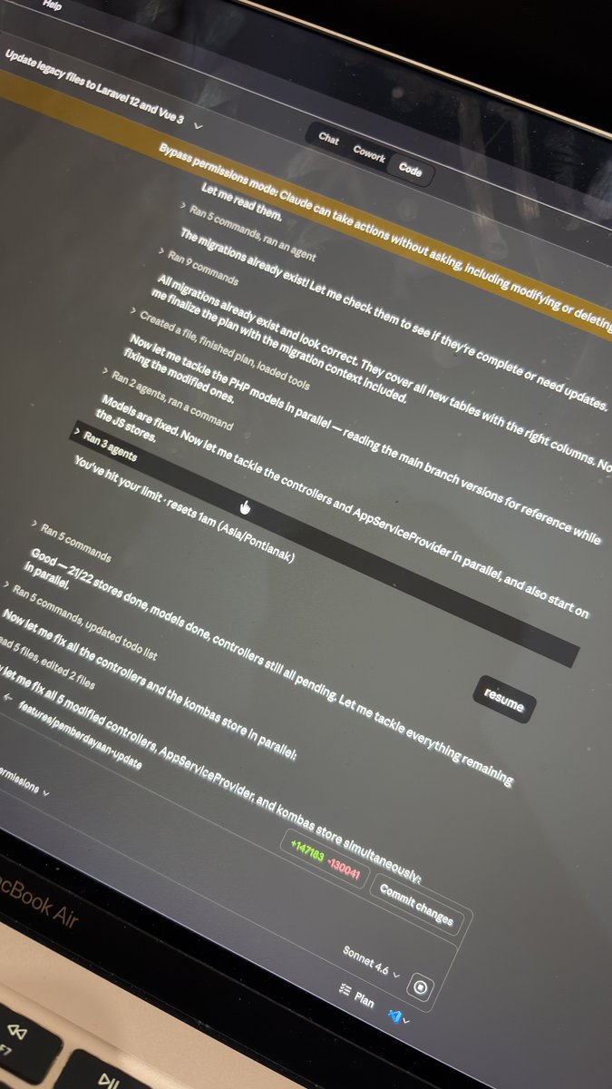 pamanberuang 🇮🇩 tweet media