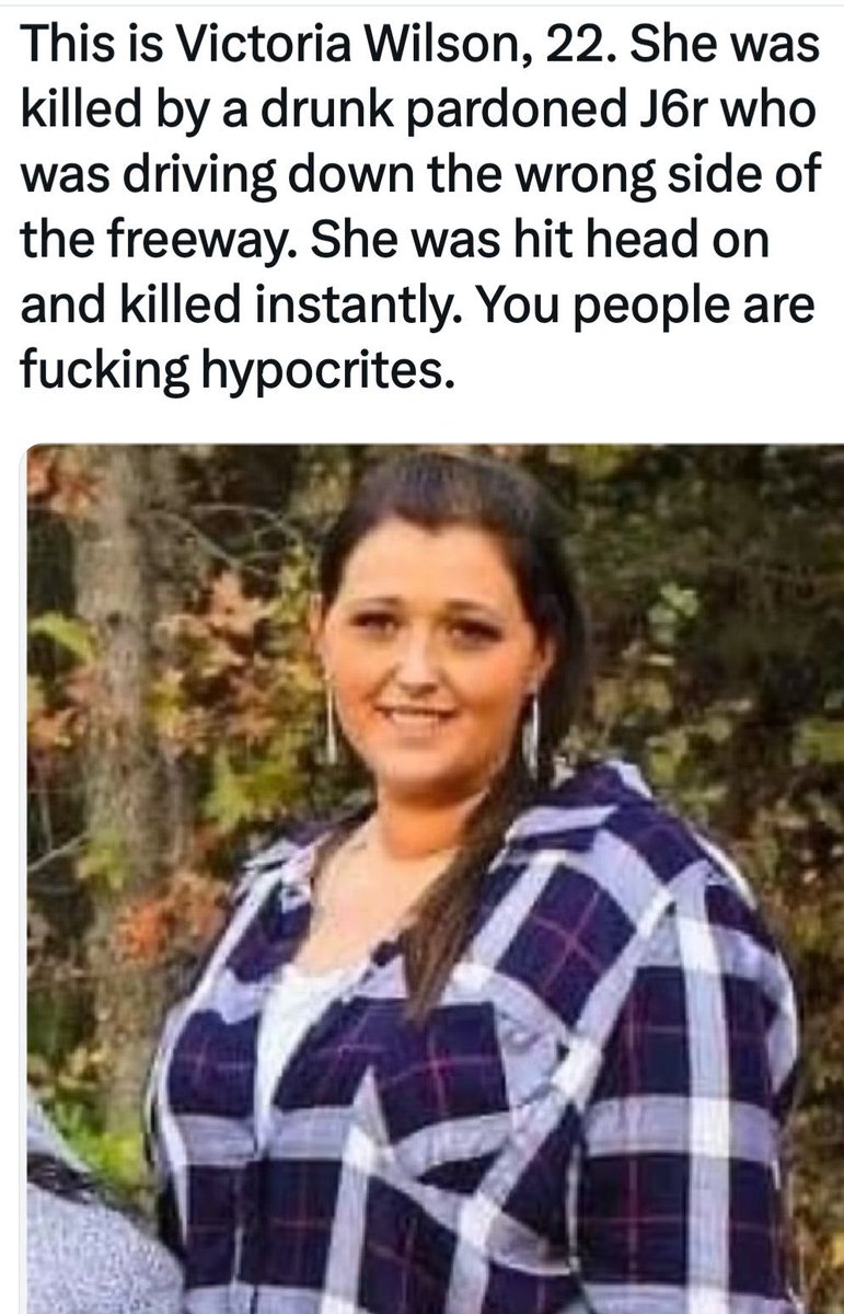 JustHere4TheCircus tweet media