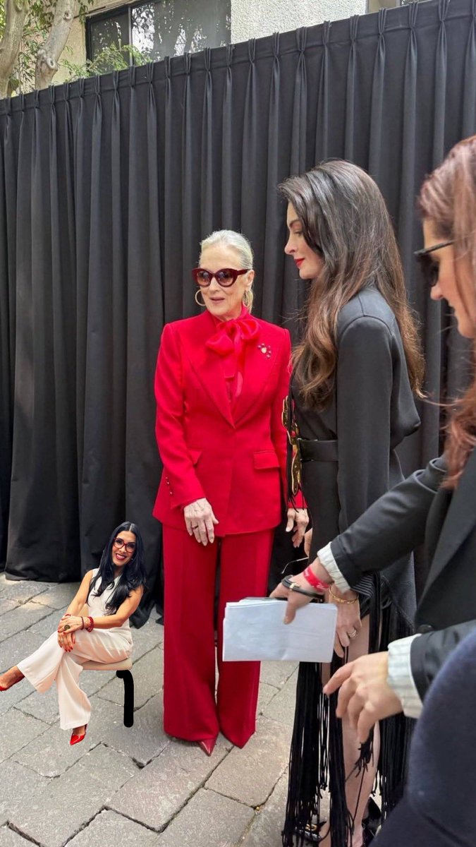 𝓜𝒾𝓁𝑒𝓃𝒶 🐦‍🔥🪽 tweet media