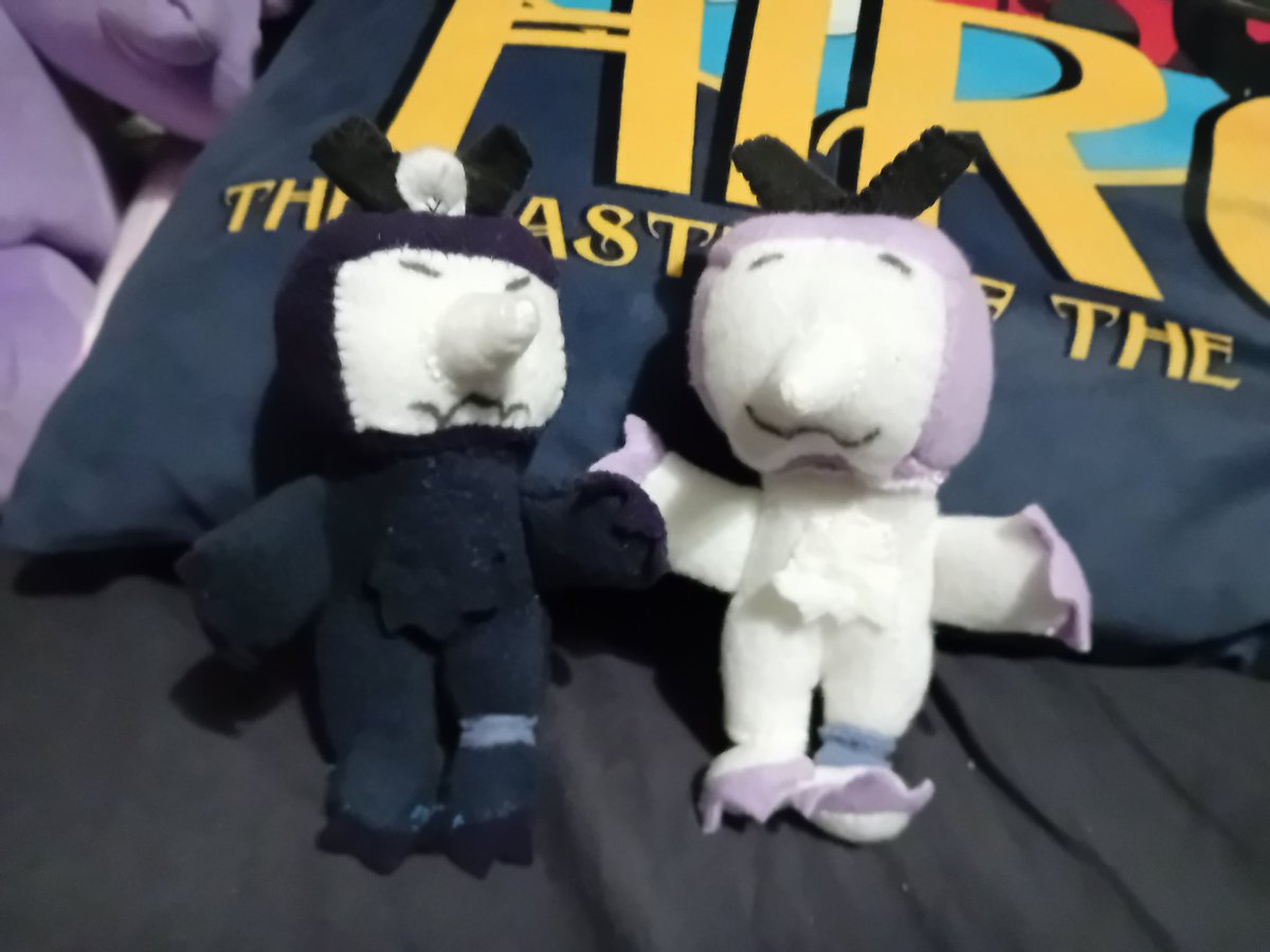 KatarinaJonss11's tweet photo. #DigiAU #DigiTenna #Defernull
Hehe i manage to find dark purple in the bottom of my fabric bag and do I made Defernull tenna in digimon form. Atleast his rookie stage and giving him a Marine blue body. I see him as a variant like black agumon and black tailmon. https://t.co/klLXKRvXDq