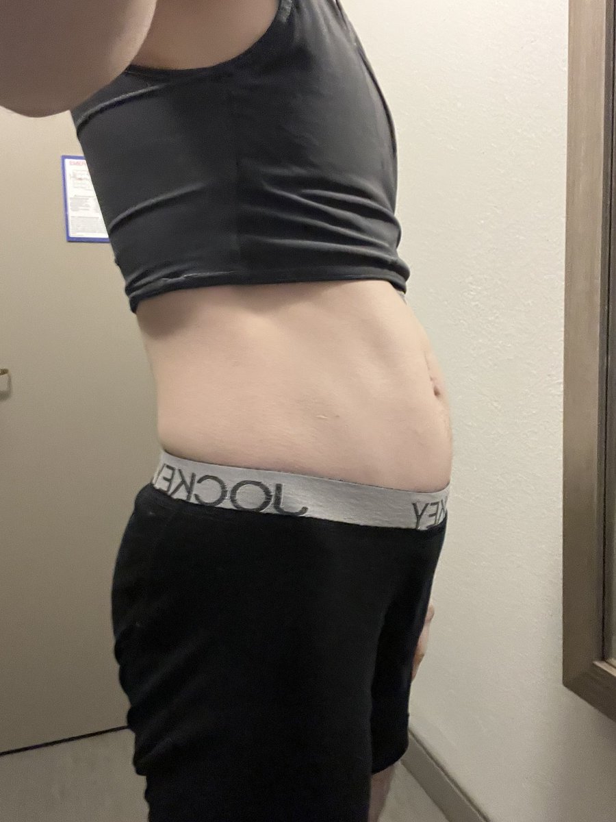 ✨feral hound✨ tweet media