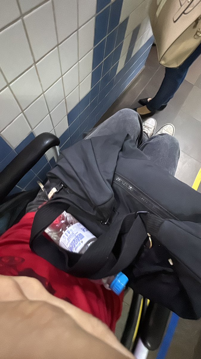 ariel VIU O KATSEYE tweet media