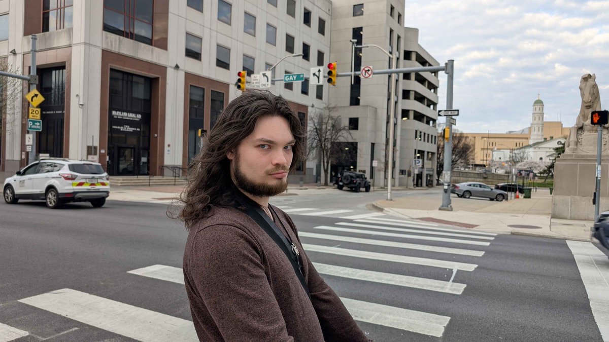 Dylan Burns 🇺🇦🏳️‍🌈 tweet media