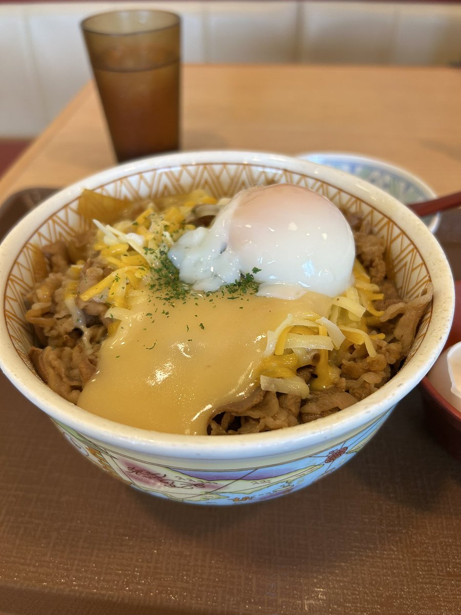 色々いろp tweet media