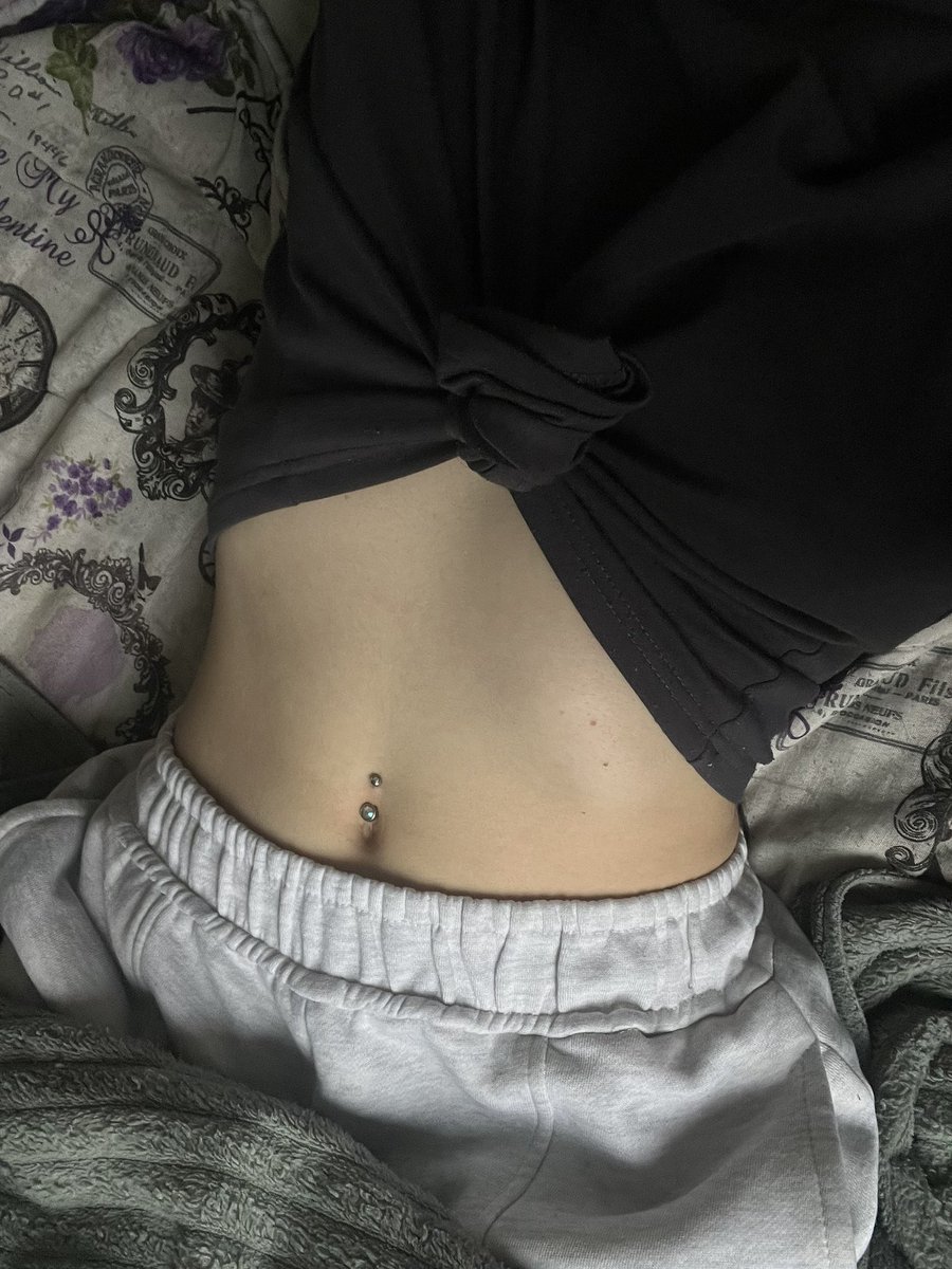 Arivyxenn's tweet photo. Would you be next to me here? https://t.co/8xRgKFFFTd