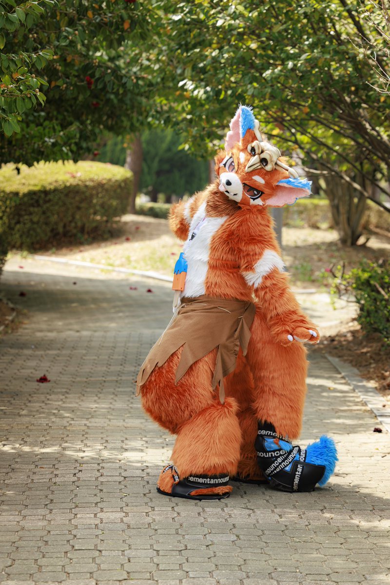 무셔 퍼슈트 계정 ➫ 지옥으로 간닷 tweet media