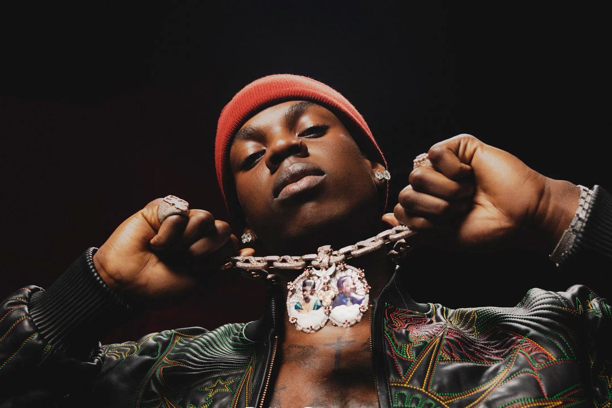 Anitta Golden tweet media