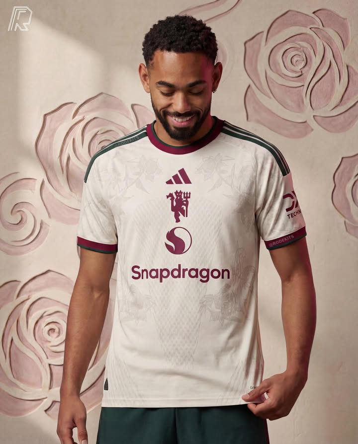 Hámzēe★ tweet media