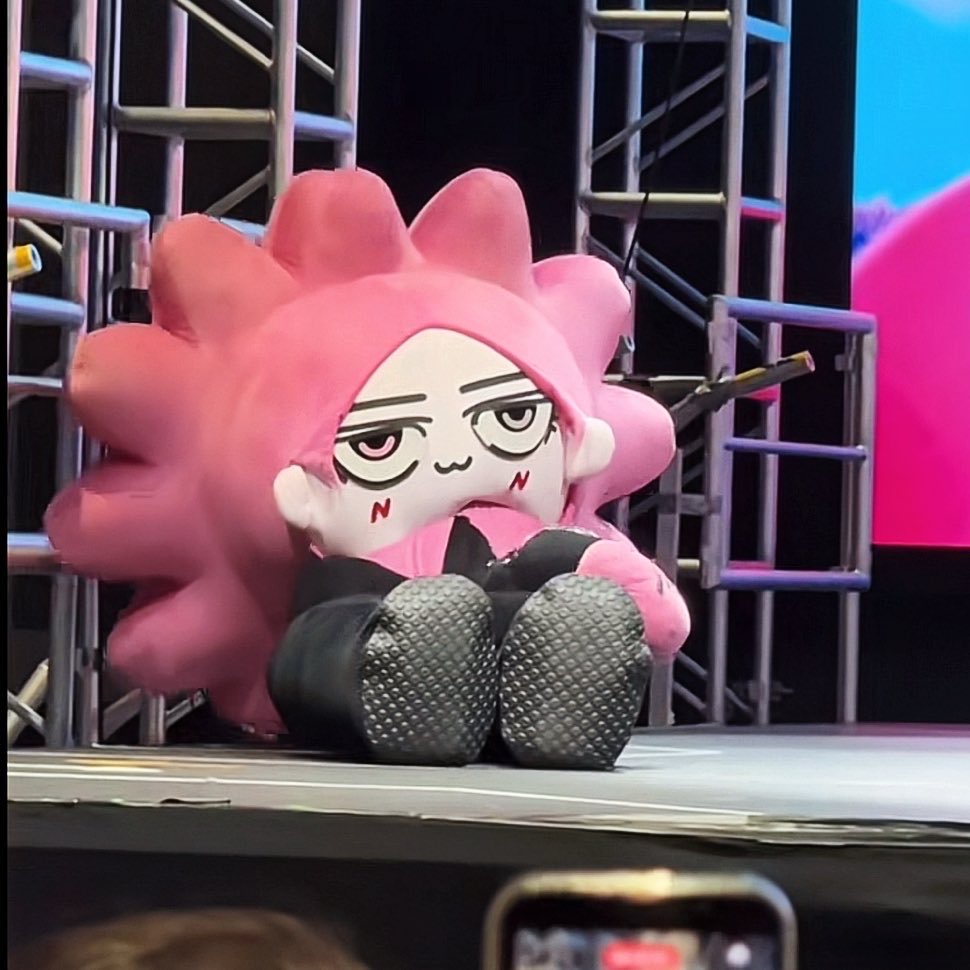 ไอเลิฟพี่หิรัญ🤘 ft. กำลังอ่านน้องลูกอู • WU • 巫 tweet media