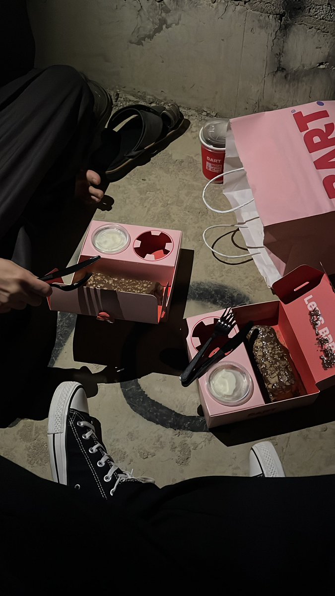 فَارس tweet media