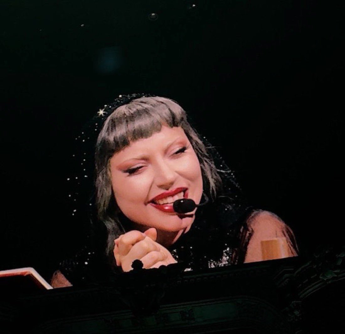 Ɐmanda 💫 ariana 6/6 tweet media