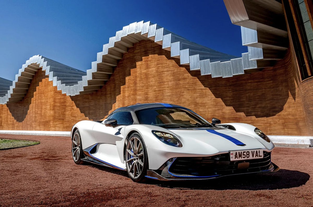 John Scott Lewinski, MFA tweet media