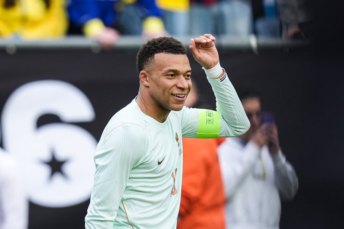 Actu Foot tweet media