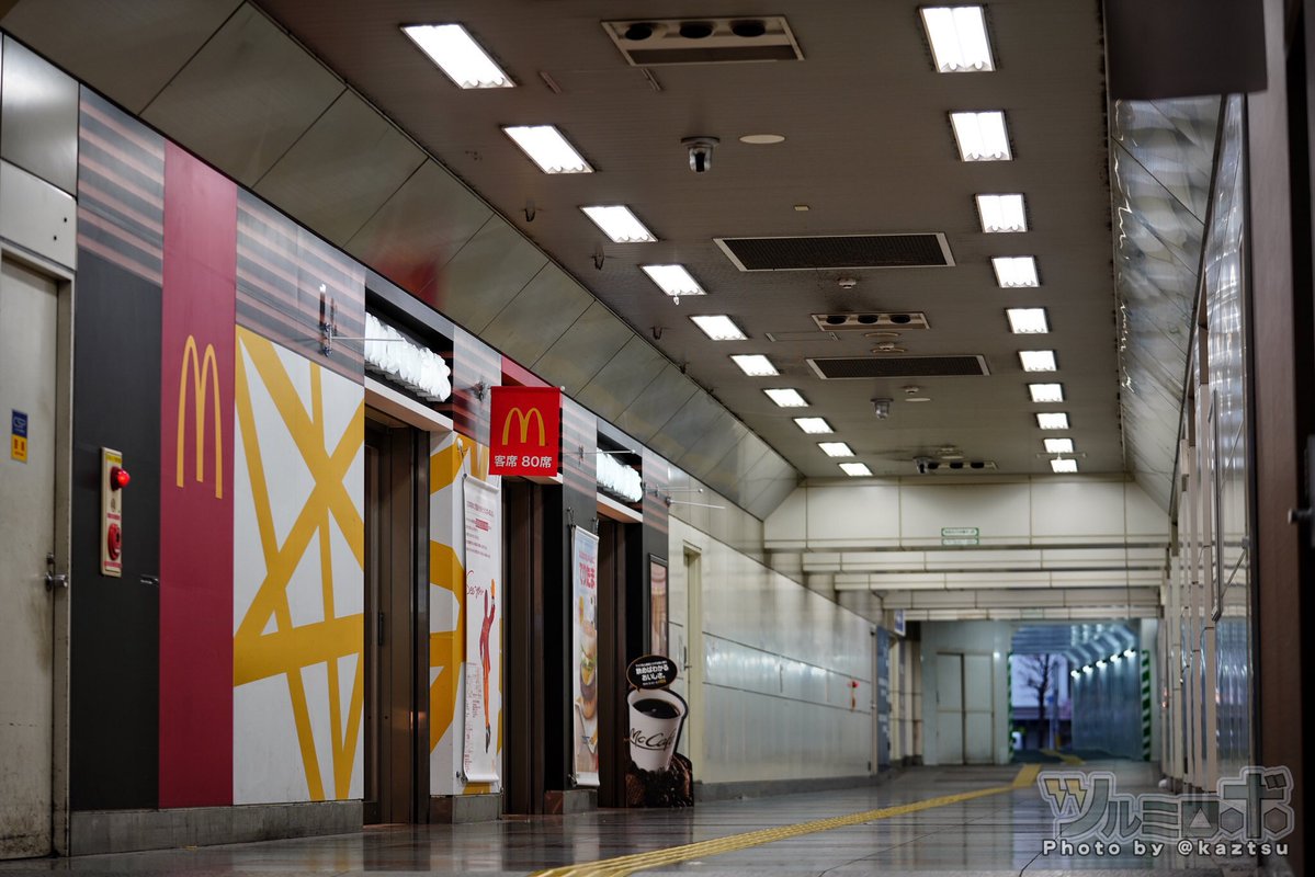 ツルミロボ tweet media