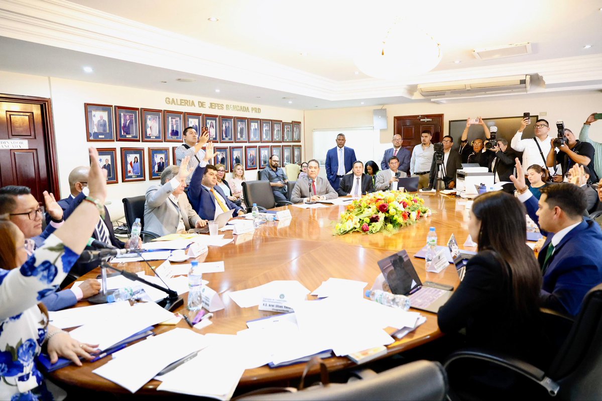 Lotería Nacional Pmá tweet media