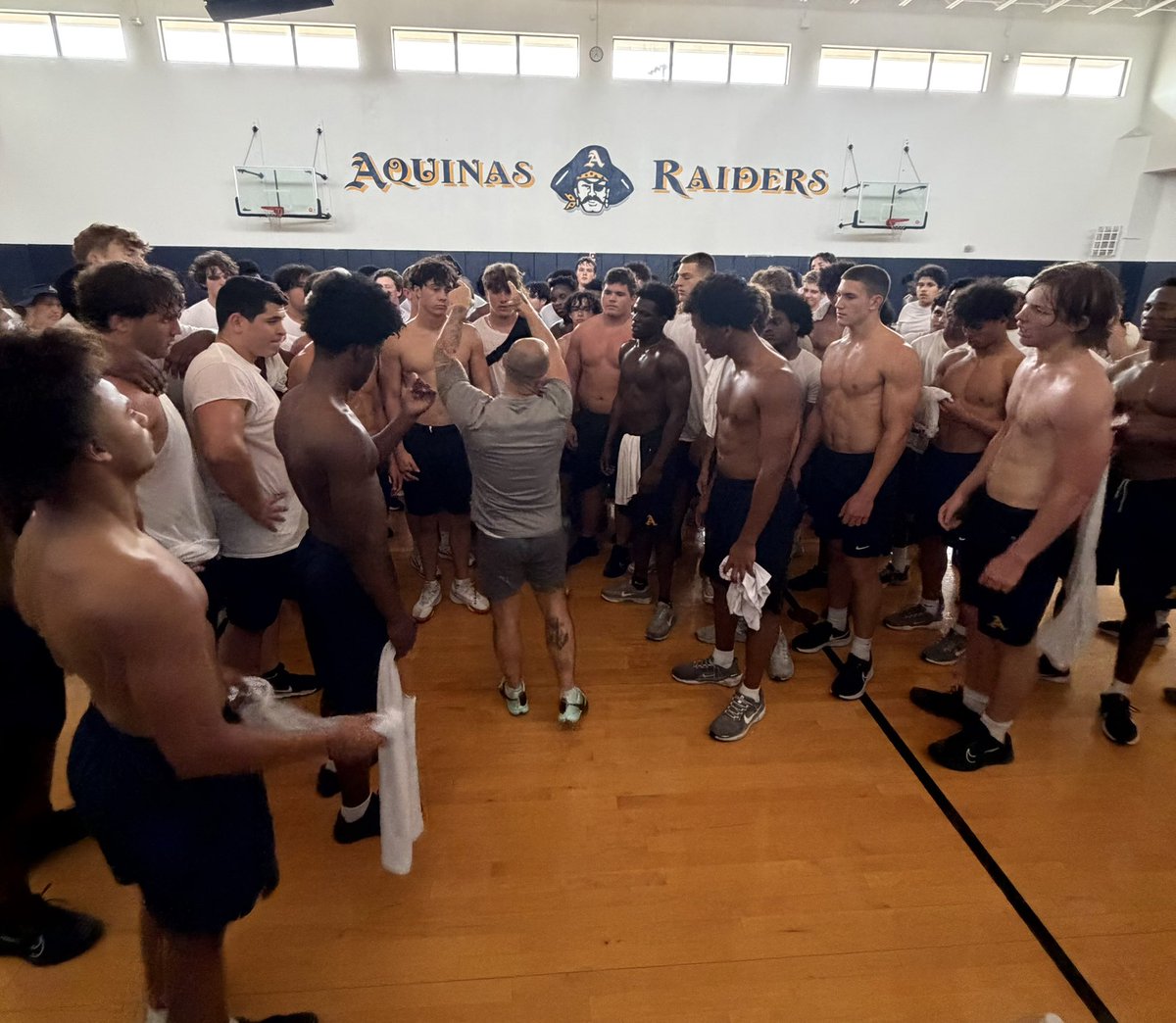 Aquinas Football tweet media