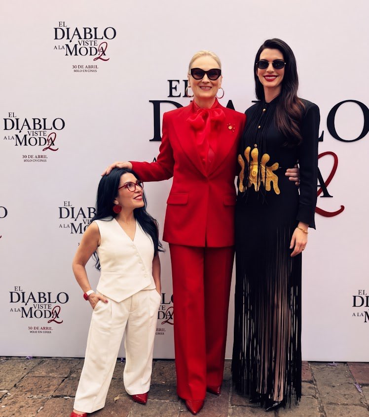 Alexandra🌹 tweet media