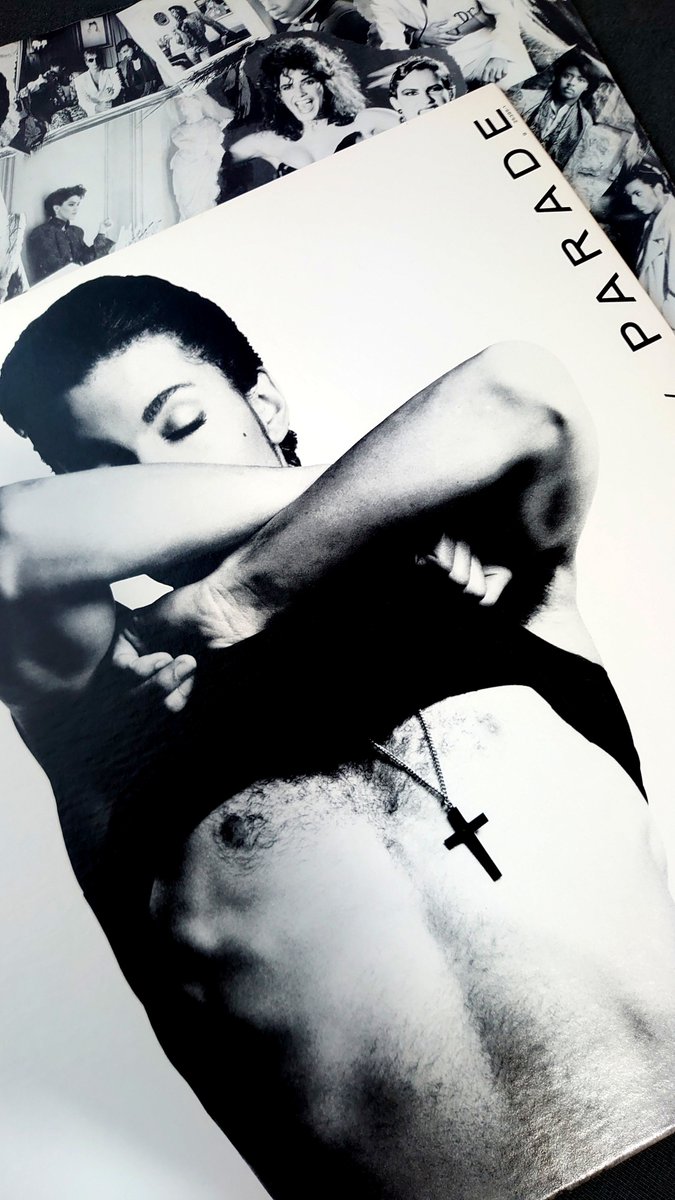 derby1998's tweet image. You don't have to be beautiful♪

Released  March 31, 1986
Album『PARADE』

祝・リリース40周年！！

映画のサントラ盤でありながら、殿下の音楽センスが詰まった作品．．．私の殿下への印象が、ポップスターから『天才』へと 変わったアルバムです．．．

#Prince
#TheRevolution

．．．Kiss♪