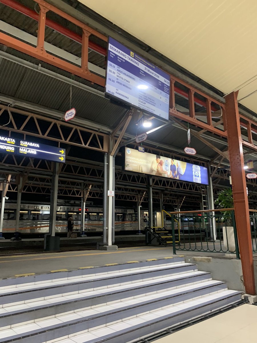 r e s t u ²⁴ tweet media