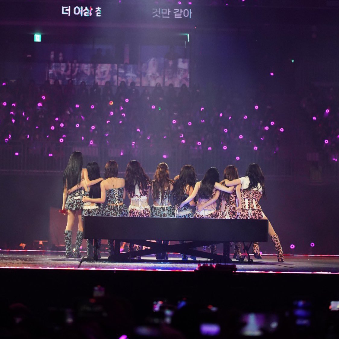 About TWICE tweet media