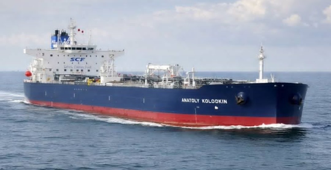 Otra demostración de amistad de los pueblos humanos con la llegada de petróleo al puerto de Matanzas enviado por Rusia.