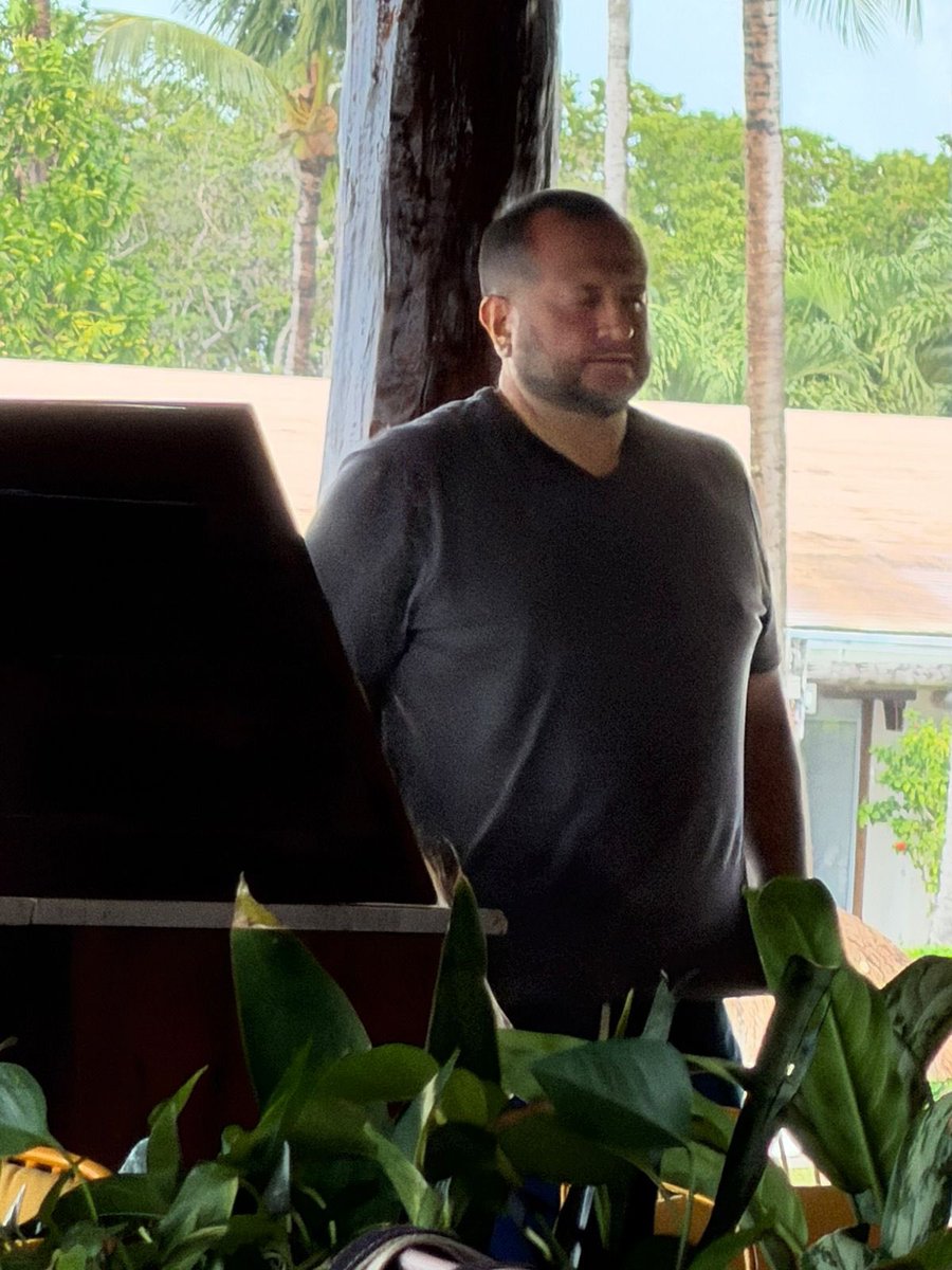 PEDRO FERRIZ tweet media