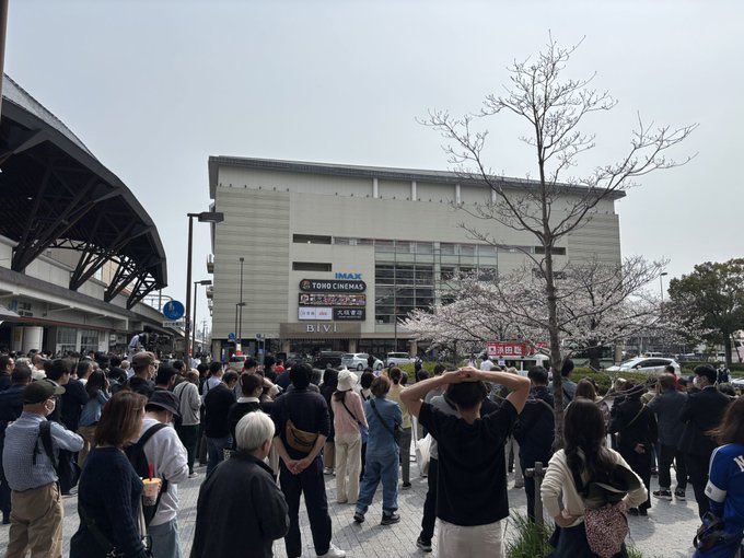 海野 亀 🌹🏴 tweet media