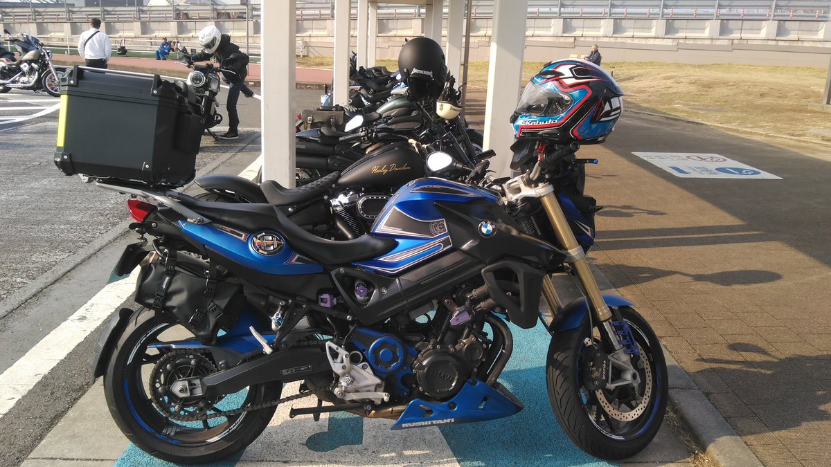 ジッタ tweet media