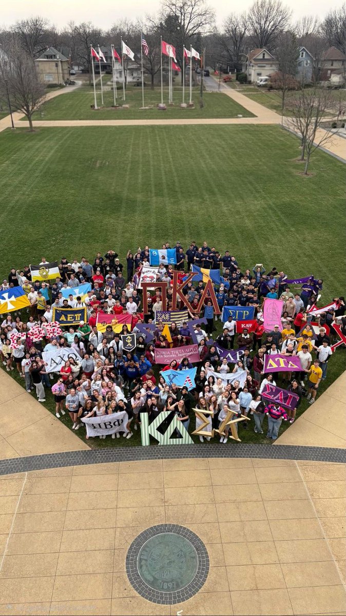 bradleyu's tweet image. Laughter, teamwork, and 🅱️ pride everywhere you look. Greek Week ‘26 was one to remember! 🏁🎤🤝 

#GreekLife #GreekWeekRecap #BradleyUniversity
