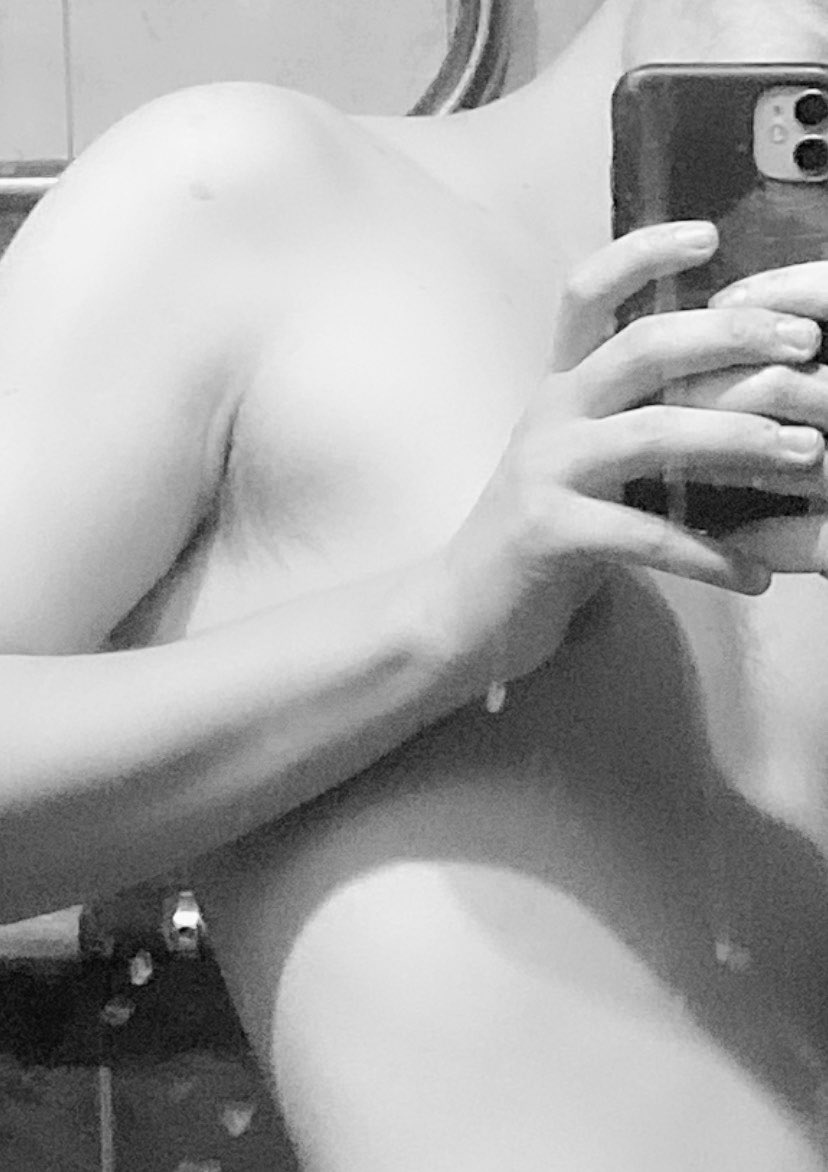 даня сааремаа :) tweet media