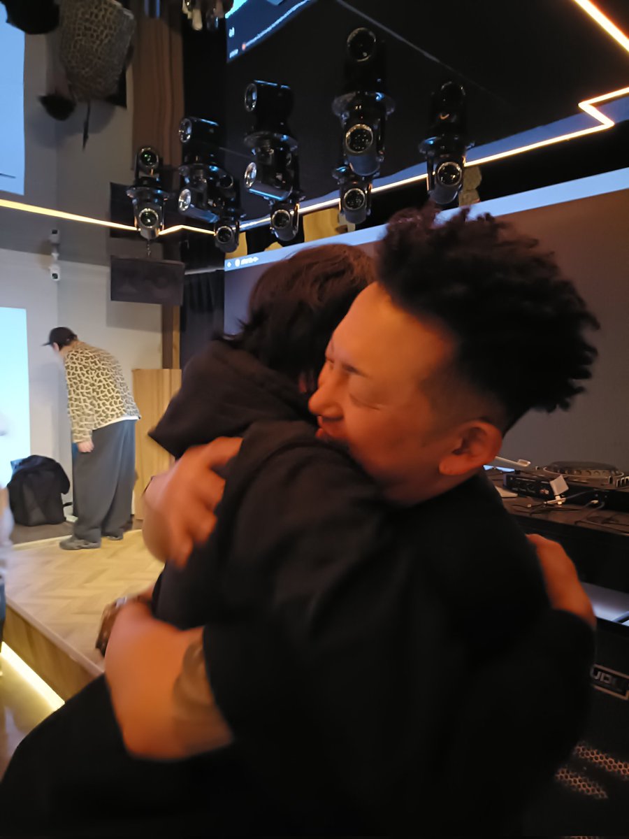 ウスイダイスケ tweet media