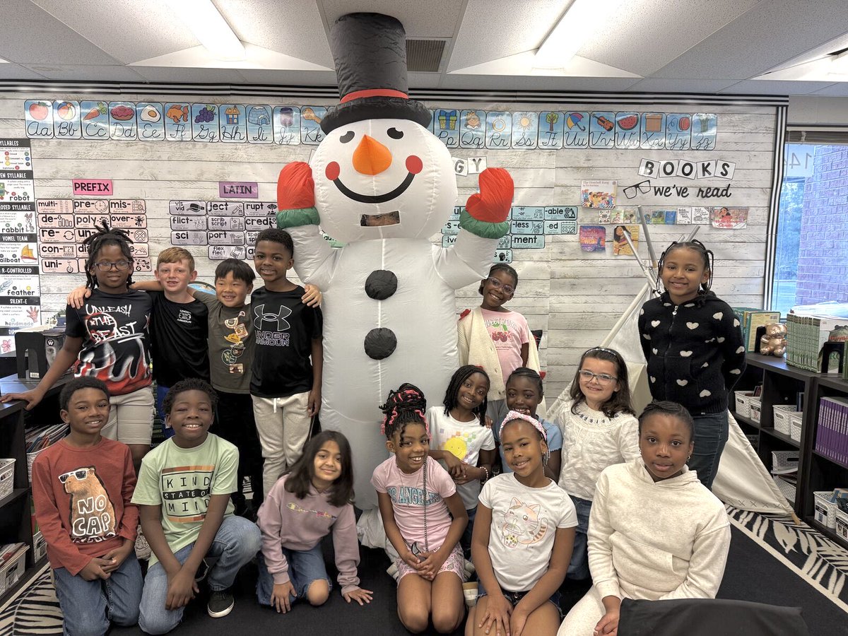 Jasmine Randall tweet media