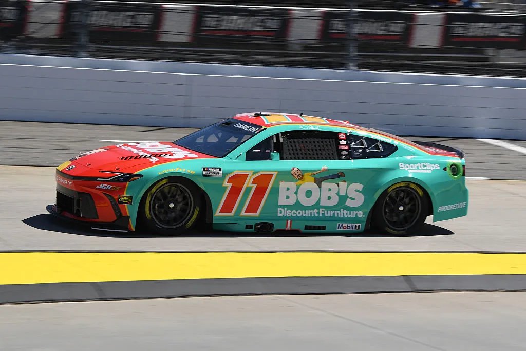 Slide Job Podcast tweet media