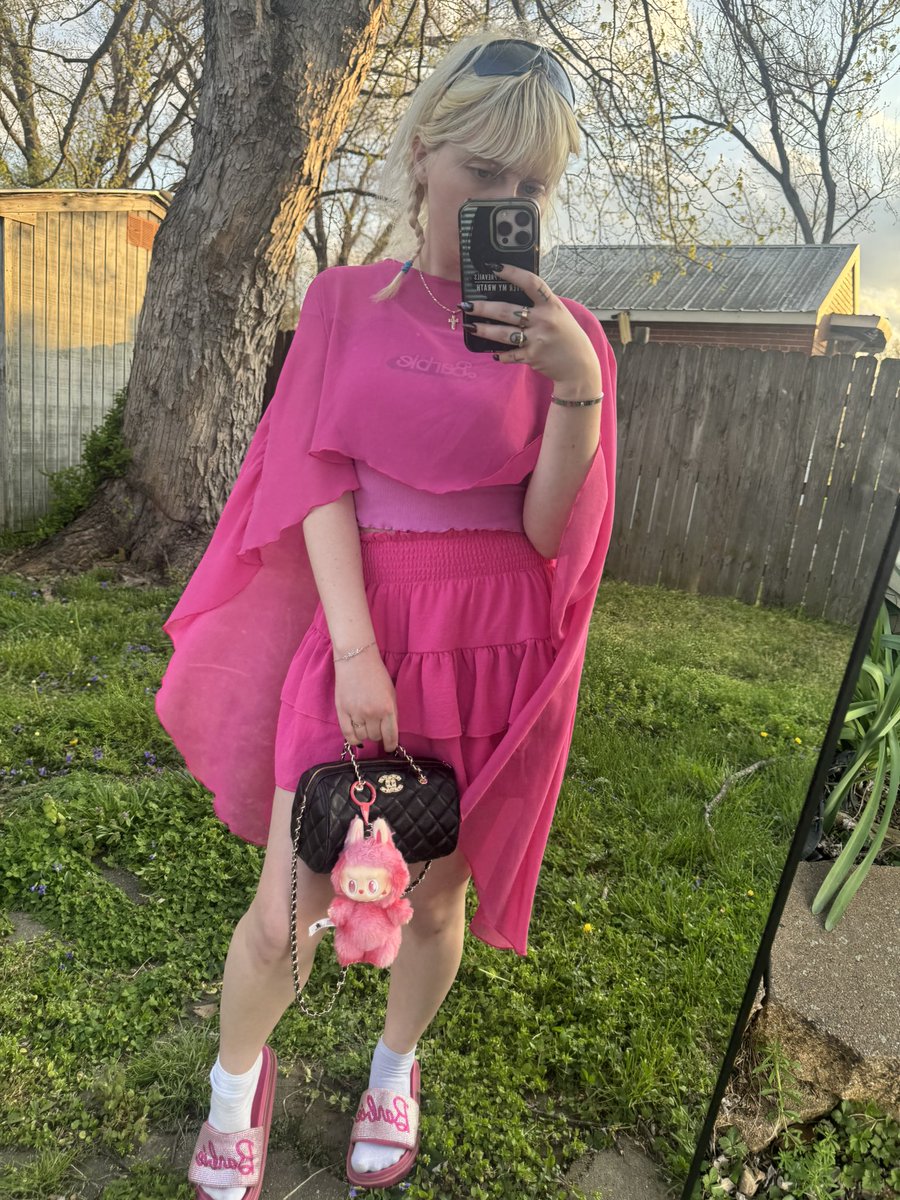 SamuraiLilly tweet media