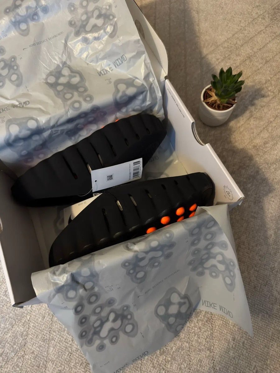 Gracias_store's tweet photo. جديدنا 😮‍💨🔥🔥🔥 

سليبر Nike mind 001 
جميع الألوان متوفرة بجودة ماستر 
مع تمارا 45﷼ 

للطلب / https://t.co/VM7fdC8aKu

#Graciasstore 
#Nike #mind https://t.co/fnPuXhTELP