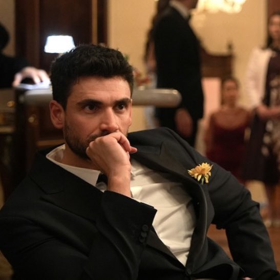 literally237323's tweet photo. @ymq6cv7qpm @azendagK12 @_sevdigimsensin @ayyapim @startv @Aslazlovermaroc #feray
@Aslazlovermaroc @azendagK12 @ymq6cv7qpm https://t.co/m66D2B4psi