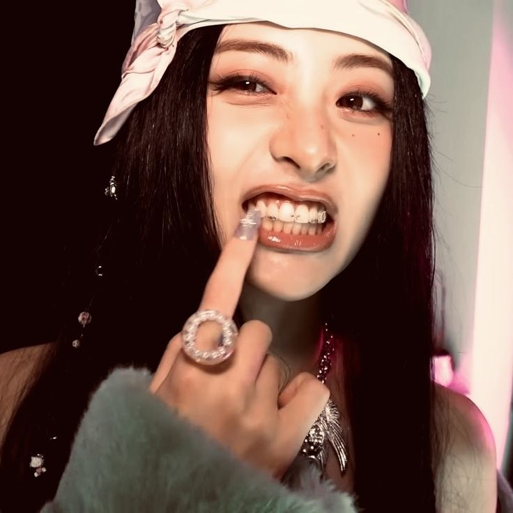 mat ★★ tweet media