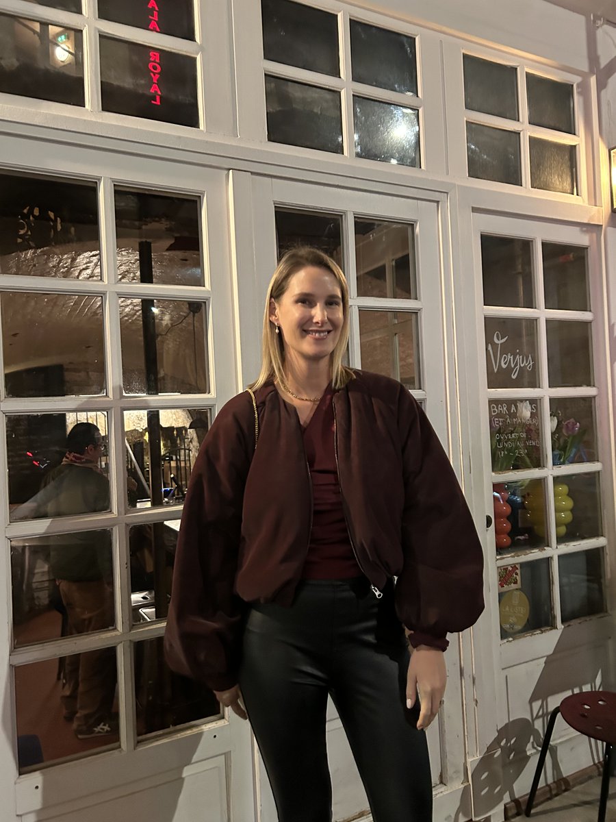 Lindsay Casale tweet media