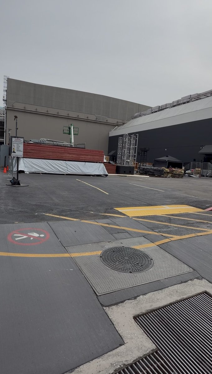 Christian tweet media