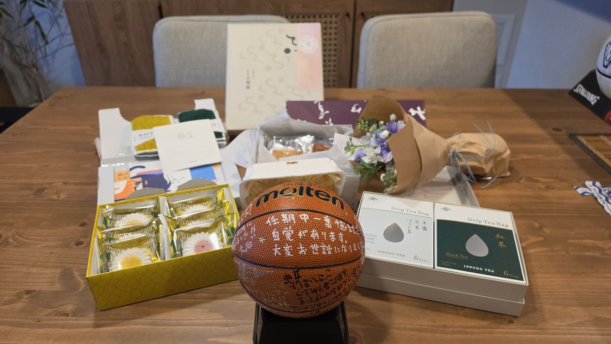 JUNK@Altiri_A-xx tweet media