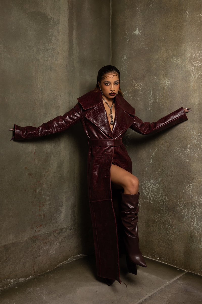 ㎘. 𐀔 Not @KianaLede. tweet media