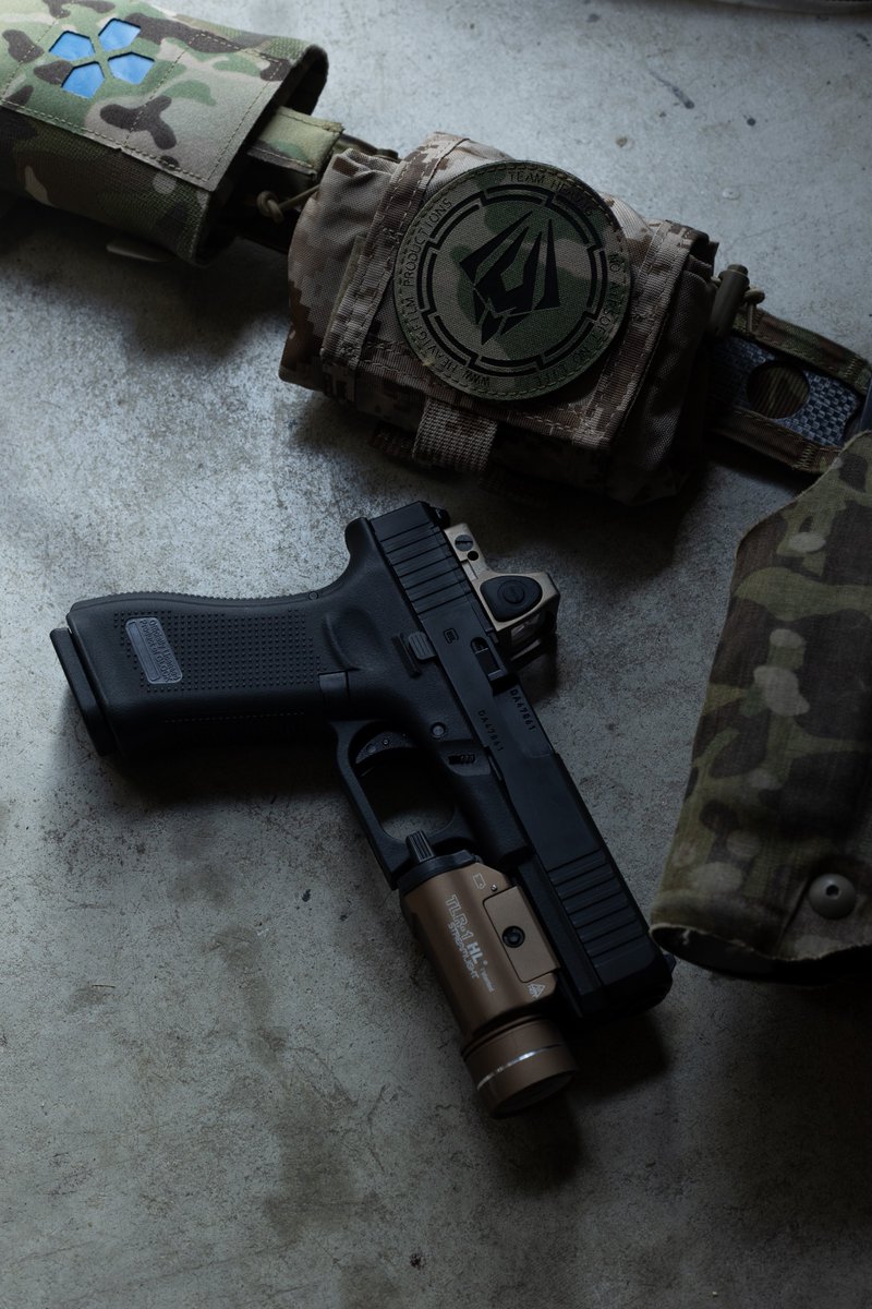 HEAVIG_FILM's tweet image. #glock