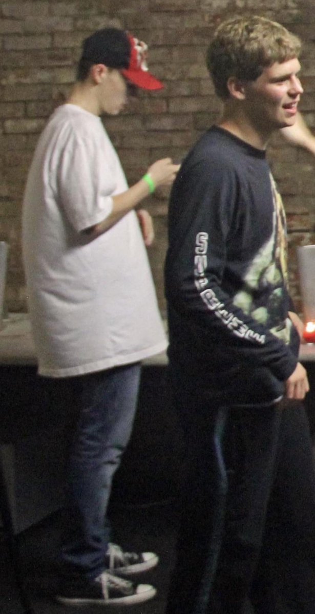 hourly bladee 🗡️🃏🛡️ tweet media